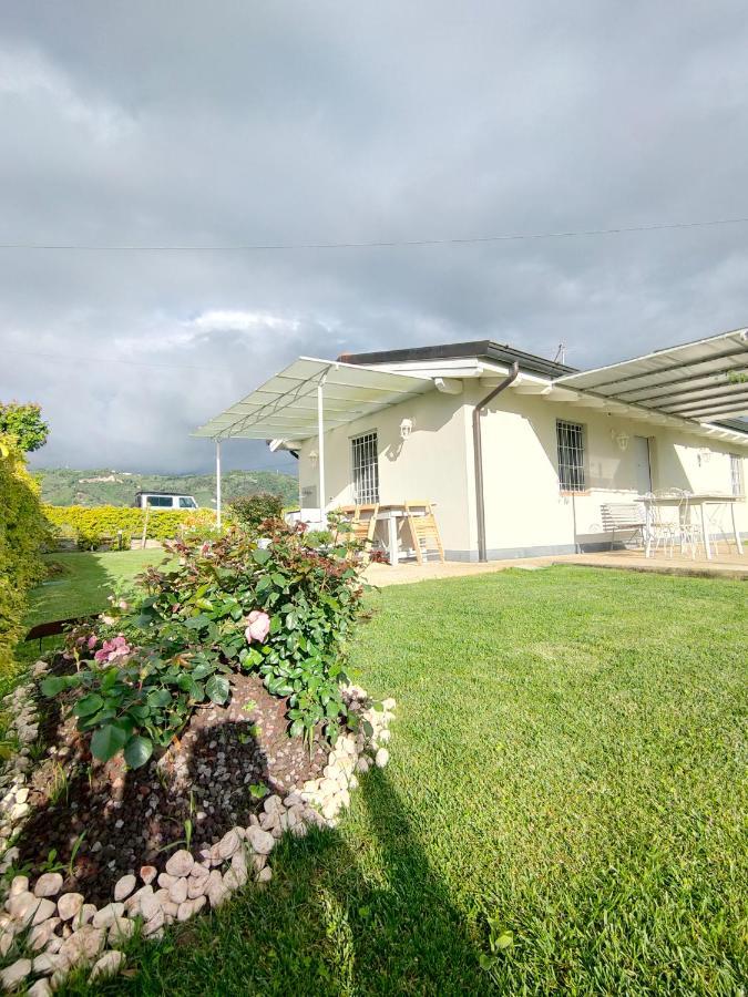 Rufus House Villa Mommio Dış mekan fotoğraf